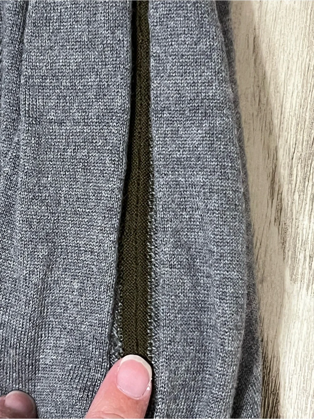 Ted Baker London Mens Size 3 Gray 100% Wool Crewneck Sweater Floral Logo